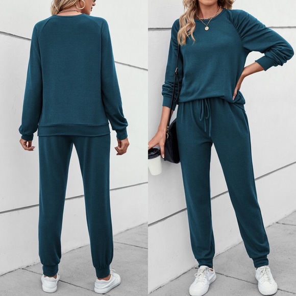 💙 CASUAL TEAL BLUE PULLOVER + SWEATPANTS MATCHING SET! - Picture 2 of 3